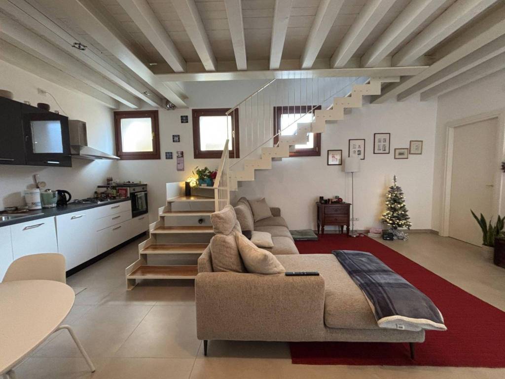 casa indipendente in vendita a Portogruaro