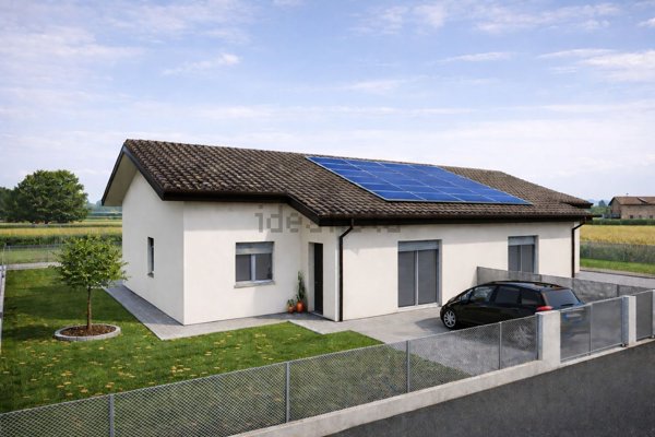 casa indipendente in vendita a Portogruaro in zona Lugugnana