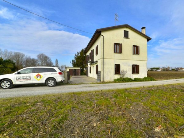 casa indipendente in vendita a Portogruaro in zona Lugugnana