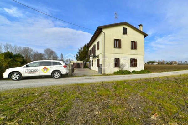 casa indipendente in vendita a Portogruaro in zona Lugugnana