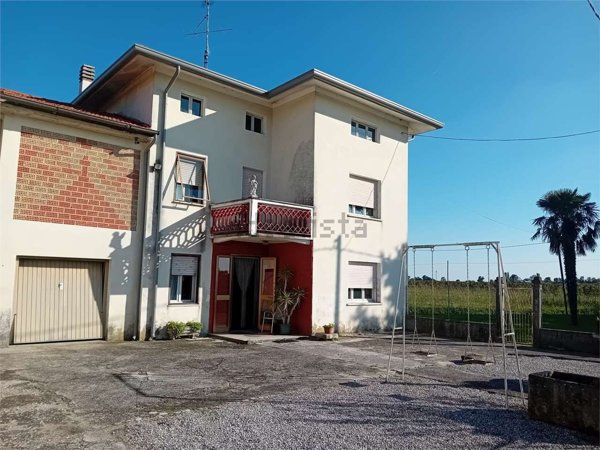 casa indipendente in vendita a Portogruaro
