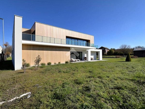 casa indipendente in vendita a Portogruaro in zona Summaga