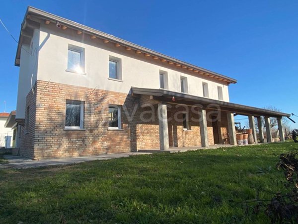casa indipendente in vendita a Portogruaro in zona Pradipozzo