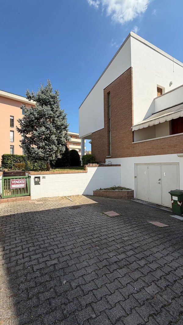 casa indipendente in vendita a Portogruaro