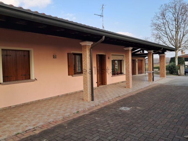 casa indipendente in vendita a Portogruaro
