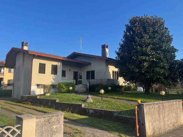 casa indipendente in vendita a Portogruaro