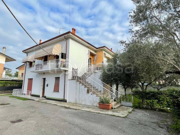 casa indipendente in vendita a Portogruaro in zona Ca' Longa