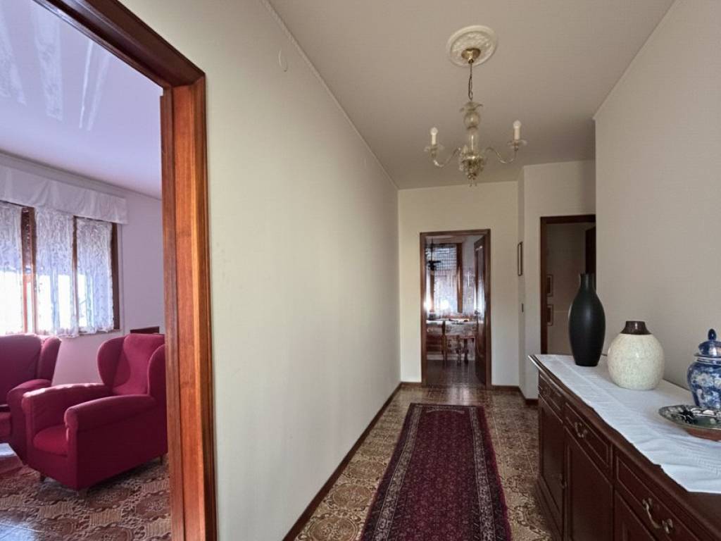 casa indipendente in vendita a Portogruaro in zona Ca' Longa