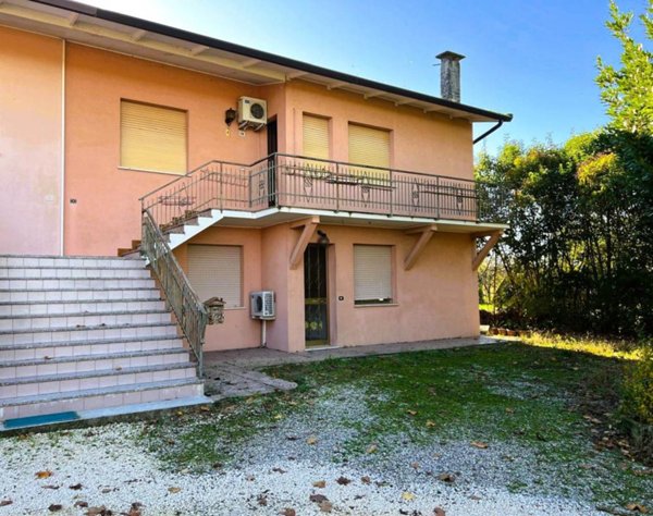 appartamento in vendita a Portogruaro in zona Lugugnana