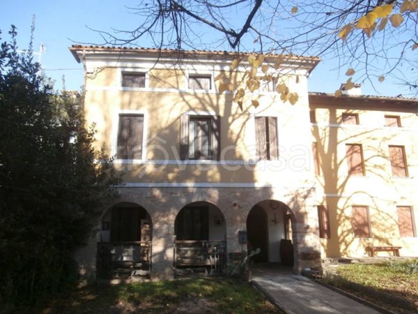 appartamento in vendita a Portogruaro in zona Ca' Longa