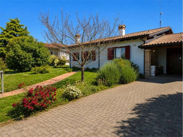 casa indipendente in vendita a Portogruaro