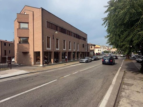 ufficio in vendita a Portogruaro