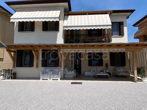 casa indipendente in vendita a Portogruaro in zona Summaga