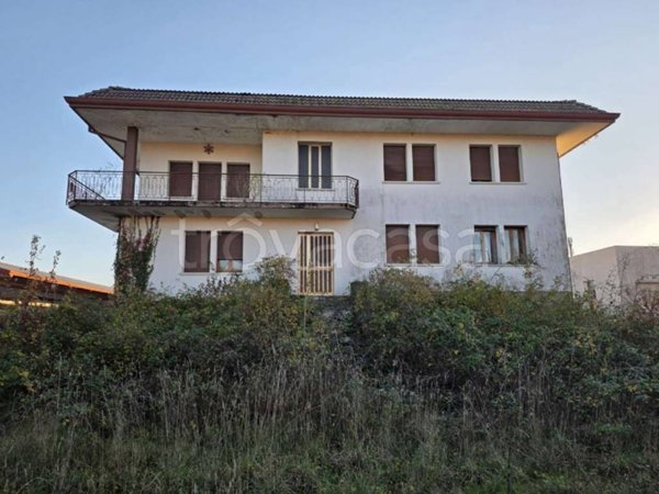 locale commerciale in vendita a Portogruaro in zona Summaga