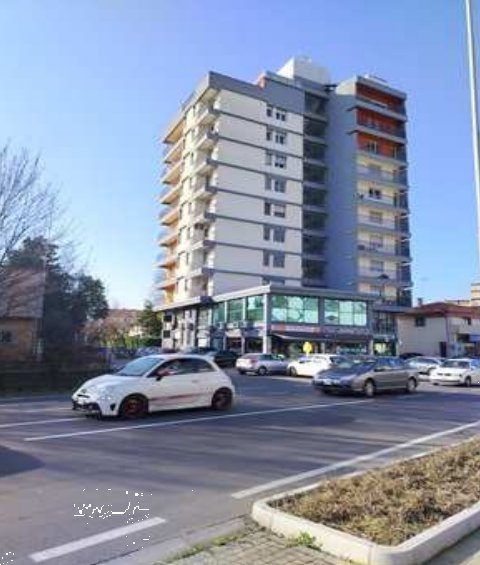 negozio in vendita a Portogruaro in zona Ca' Longa
