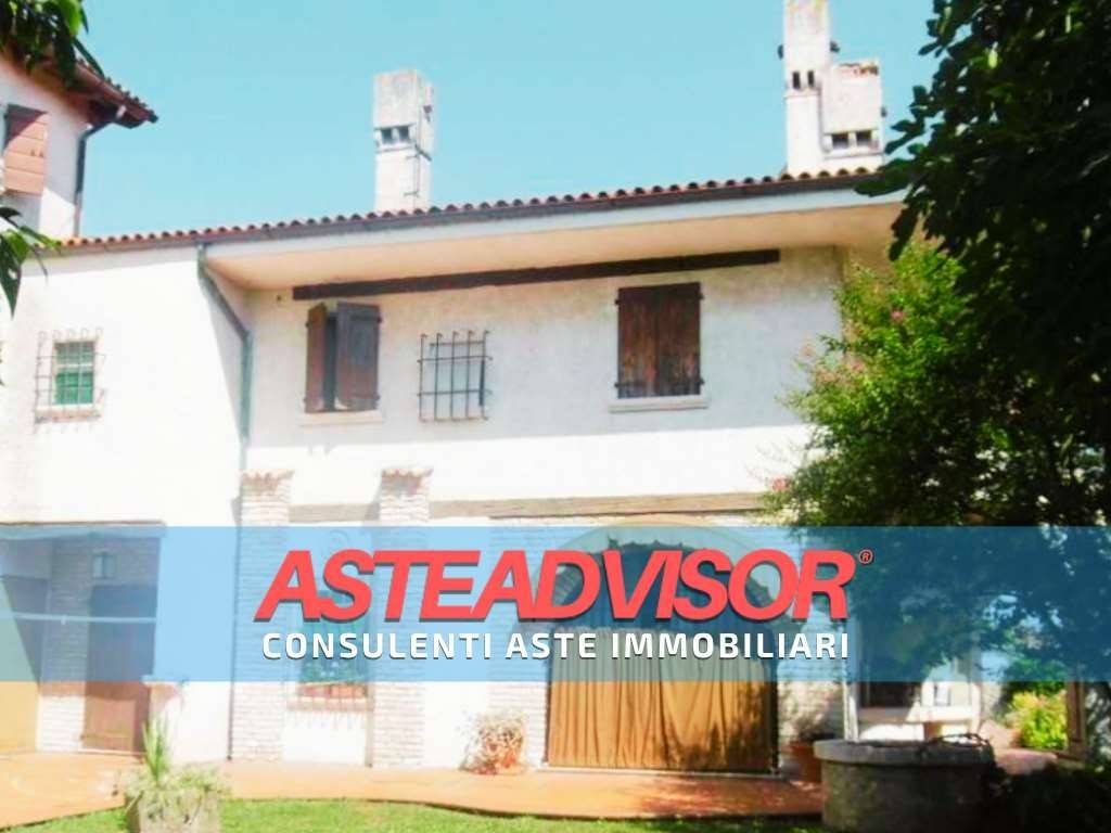 casa indipendente in vendita a Portogruaro in zona Ca' Longa