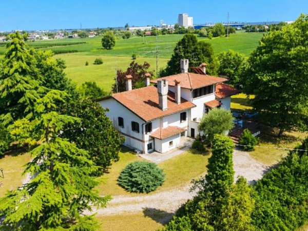 casa indipendente in vendita a Portogruaro