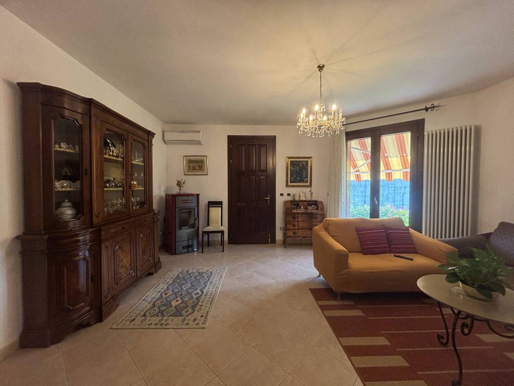 casa indipendente in vendita a Portogruaro in zona Ca' Longa