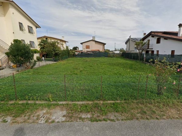 terreno edificabile in vendita a Portogruaro in zona Ca' Longa