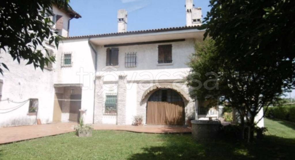 casa indipendente in vendita a Portogruaro in zona Summaga