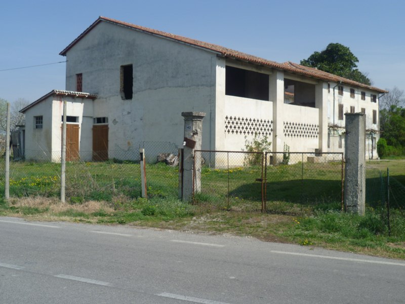 casa indipendente in vendita a Portogruaro in zona Ca' Longa