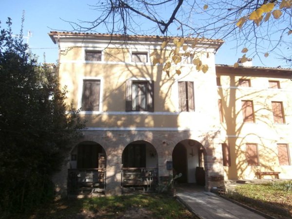 appartamento in vendita a Portogruaro in zona Ca' Longa