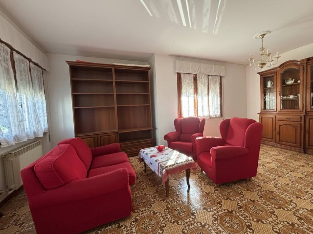 casa indipendente in vendita a Portogruaro in zona Ca' Longa