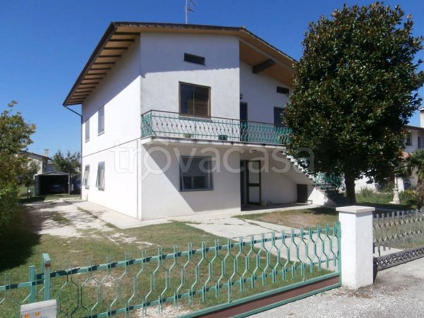 appartamento in vendita a Portogruaro in zona Summaga