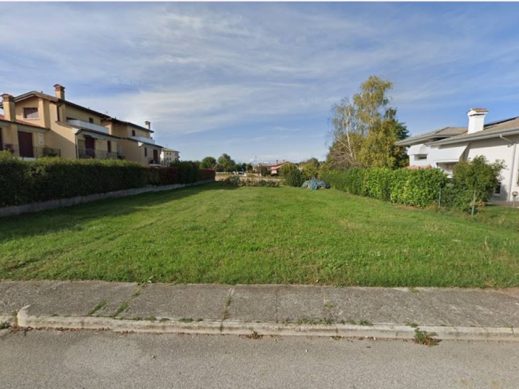 terreno in vendita a Portogruaro in zona Ca' Longa