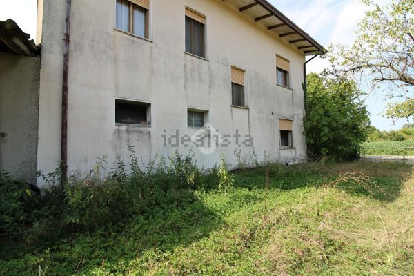 appartamento in vendita a Portogruaro in zona Pradipozzo