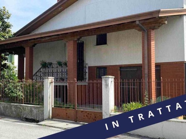 casa indipendente in vendita a Pramaggiore in zona Blessaglia