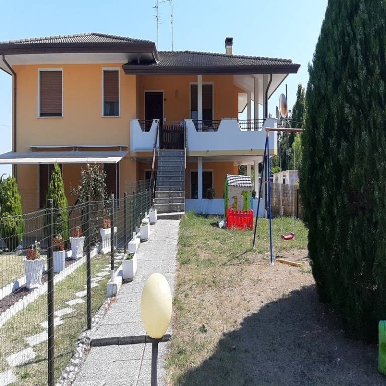 casa indipendente in vendita a Pramaggiore