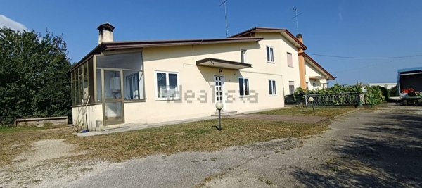 casa indipendente in vendita a Pramaggiore