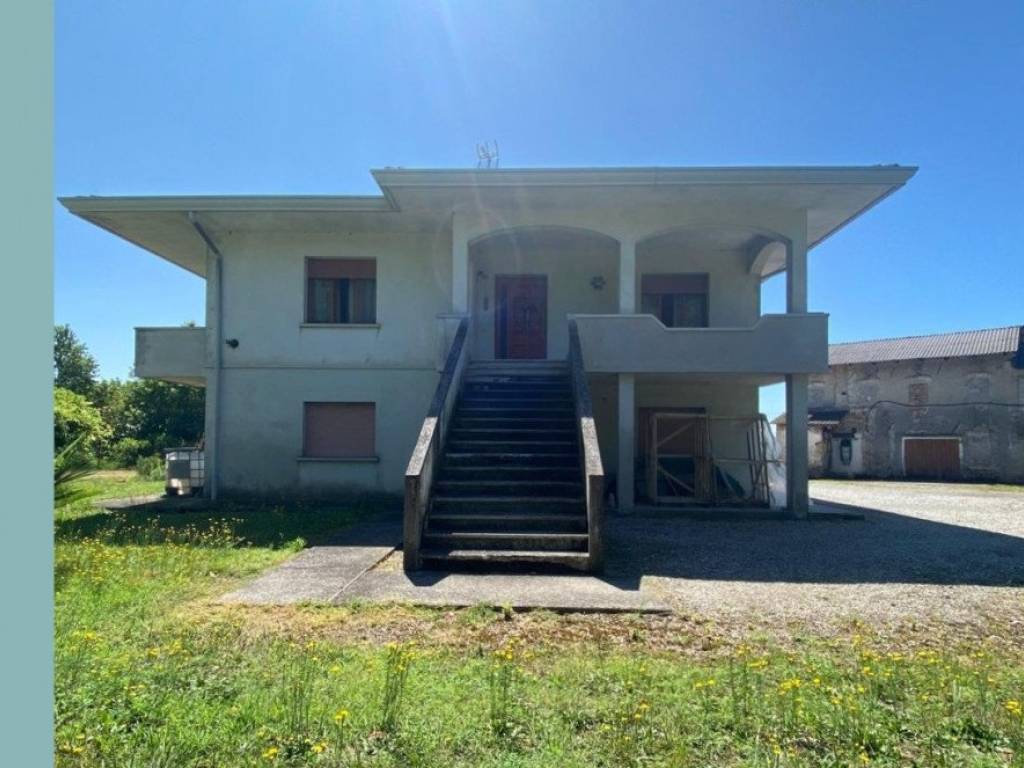 casa indipendente in vendita a Pramaggiore
