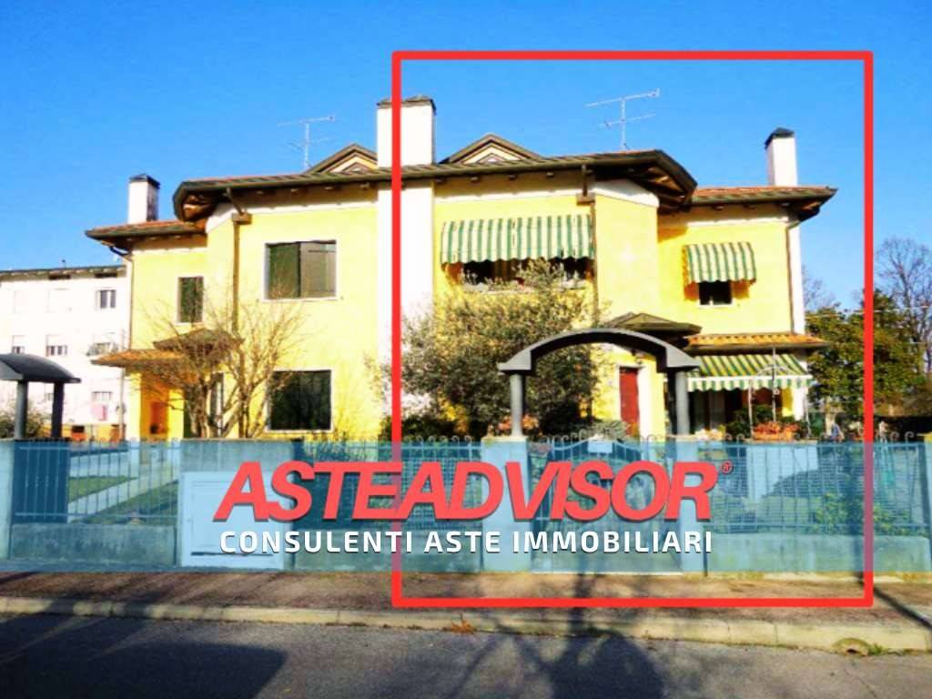 casa indipendente in vendita a Pramaggiore in zona Blessaglia