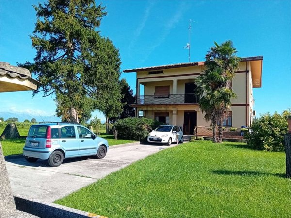 casa indipendente in vendita a Pramaggiore