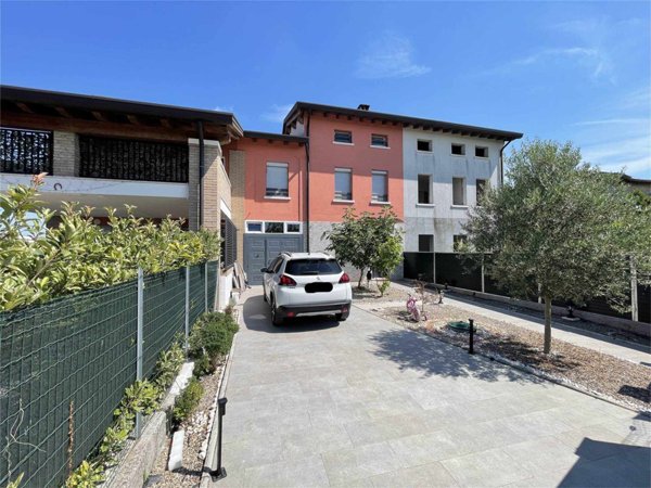 casa indipendente in vendita a Pramaggiore
