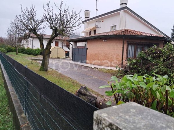 casa indipendente in vendita a Pramaggiore