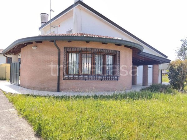 casa indipendente in vendita a Pramaggiore