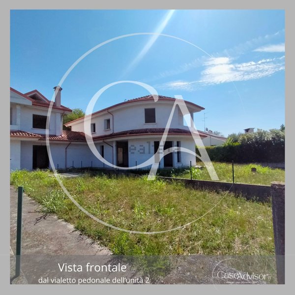 casa indipendente in vendita a Pramaggiore in zona Blessaglia