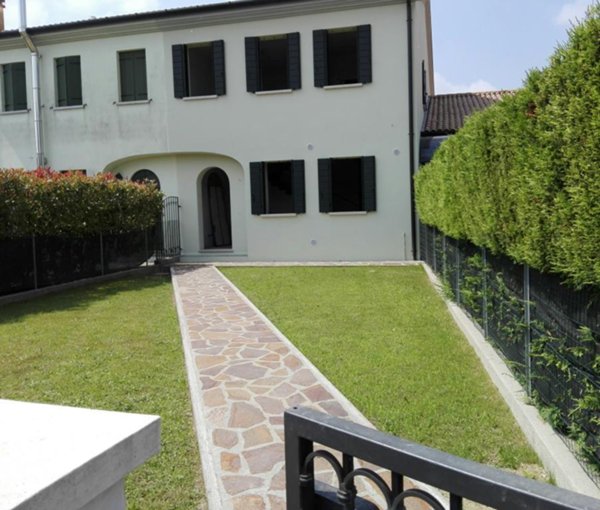 casa indipendente in vendita a Quarto d'Altino in zona San Michele Vecchio