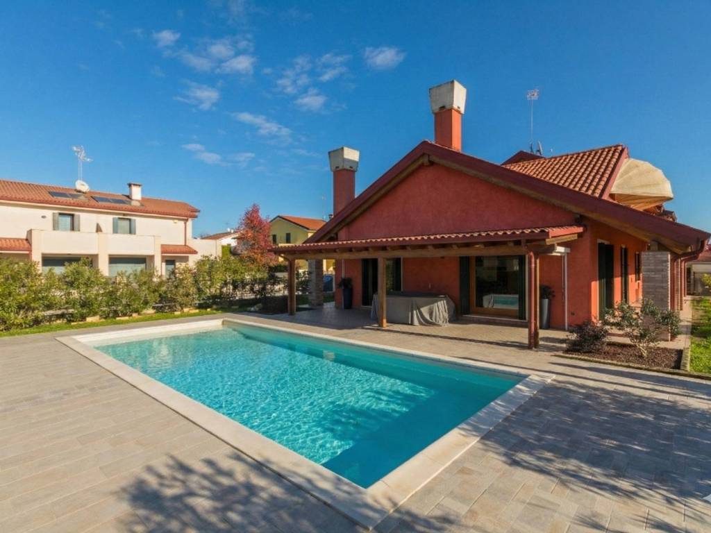 casa indipendente in vendita a Quarto d'Altino in zona Le Crete