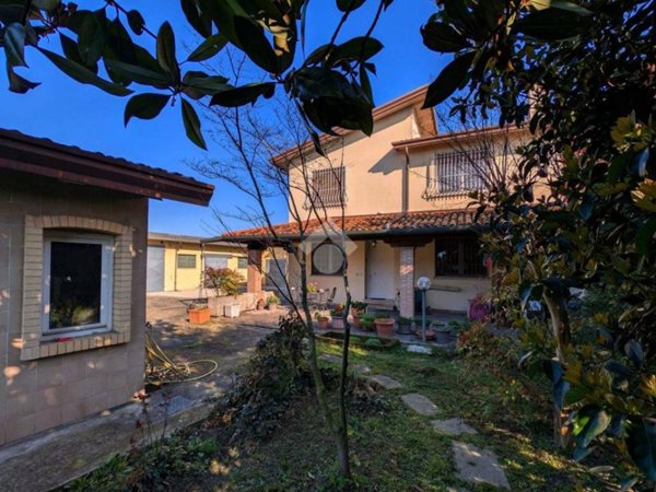 casa indipendente in vendita a Quarto d'Altino in zona Le Crete