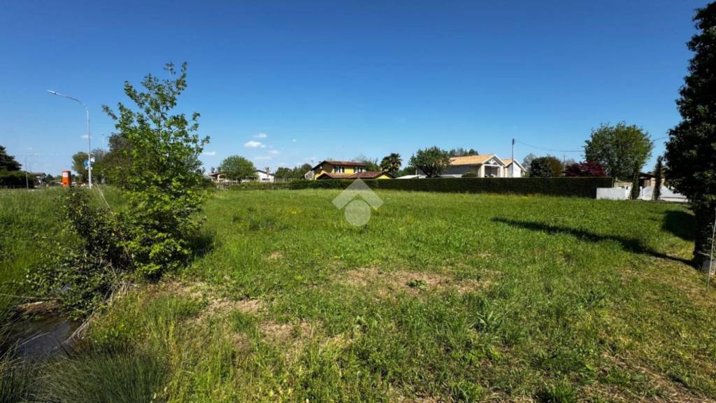 terreno edificabile in vendita a Quarto d'Altino in zona Altino