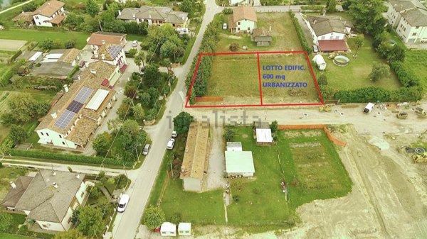 terreno edificabile in vendita a Quarto d'Altino