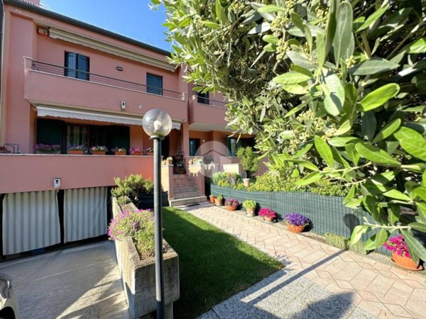 casa indipendente in vendita a Salzano