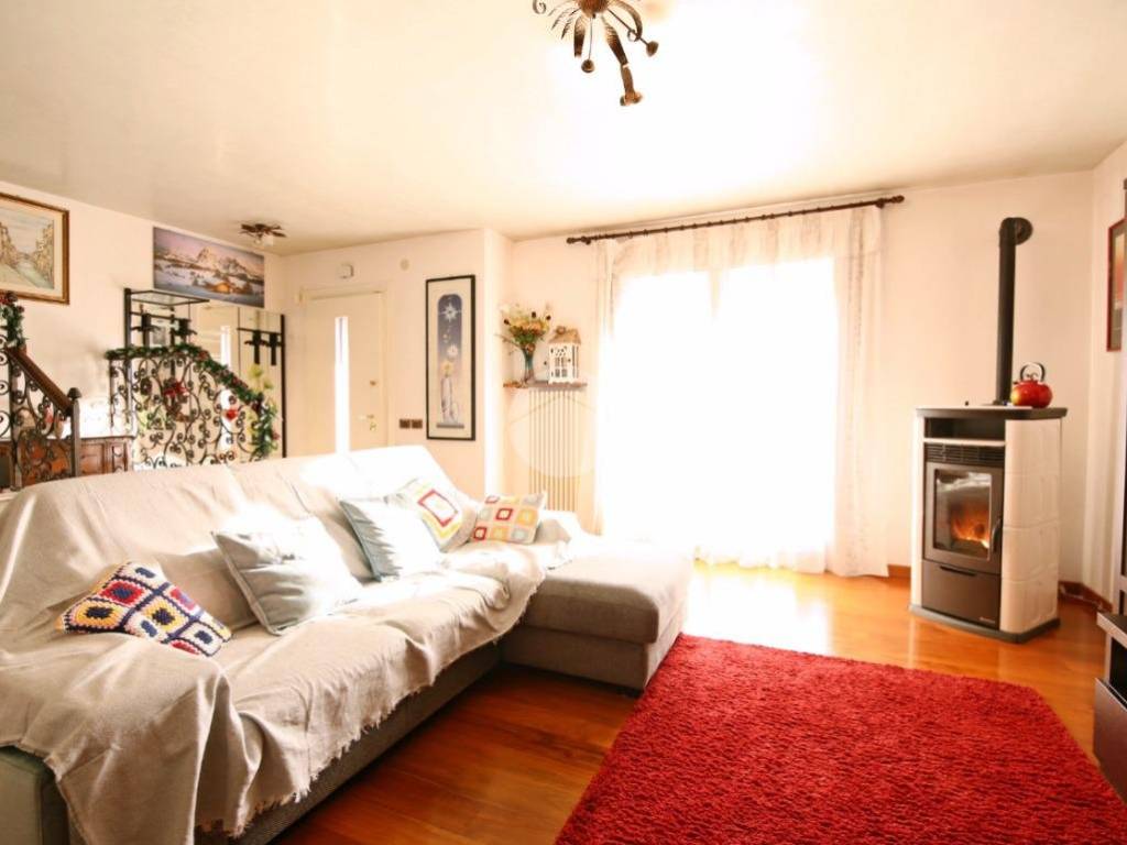 casa indipendente in vendita a Salzano