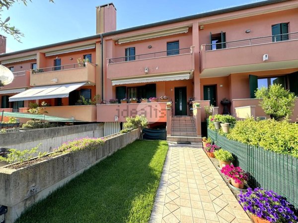 casa indipendente in vendita a Salzano