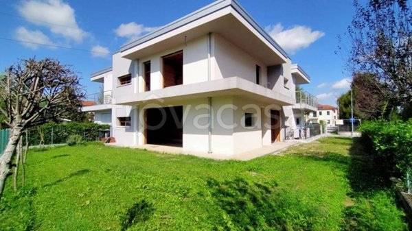 casa indipendente in vendita a Salzano