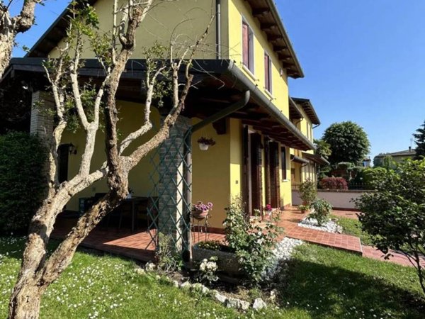 casa indipendente in vendita a Salzano